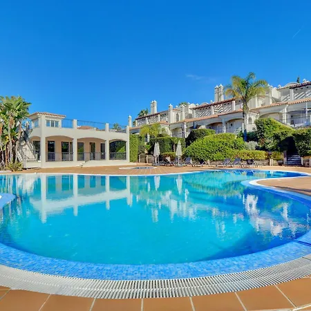 Magnolia The Crest 3 Quartos Piscina Tenis Holiday home *