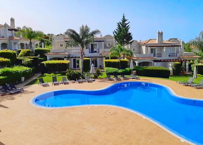 Holiday home Magnolia The Crest 3 Quartos, Piscina Tenis *