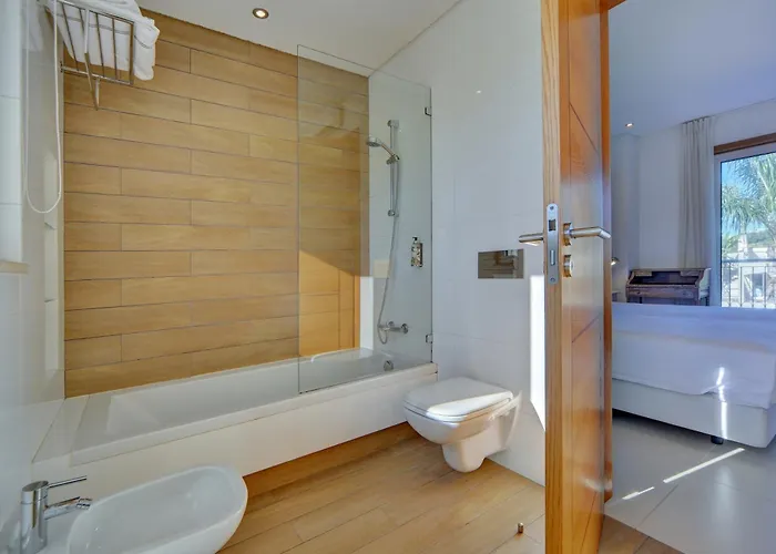 Holiday home Magnolia The Crest 3 Quartos, Piscina Tenis *
